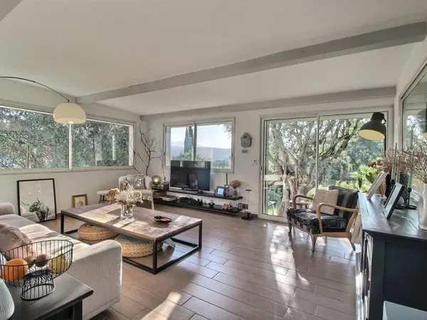 Maison Le Beausset 5 pièce(s) 105 m2