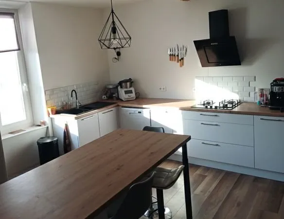 À vendre - Charmante maison de village avec garage, jardin et dépendance