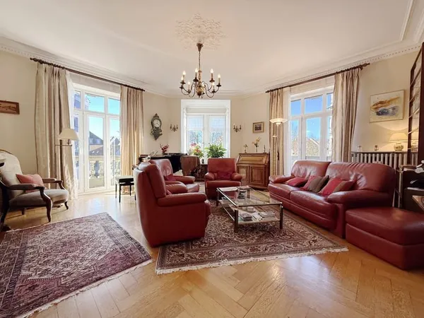 JARDIN BOTANIQUE - 6 PIECES - 147 M²
