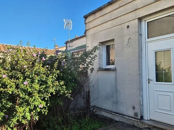 Bureau 2 chambre(s) à vendre