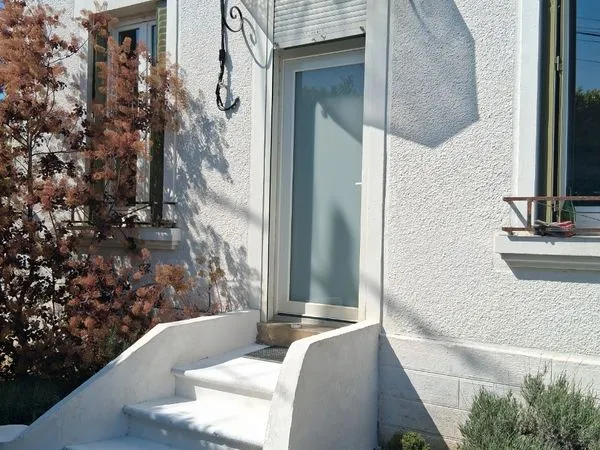 Maison avec grand jardin secteur calme