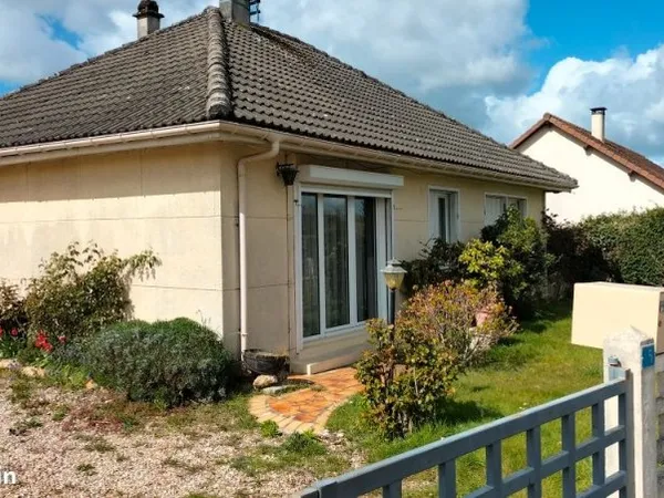 Maison individuelle Epaignes 27 de 84m2 plein pied, jardin et garage dépendant