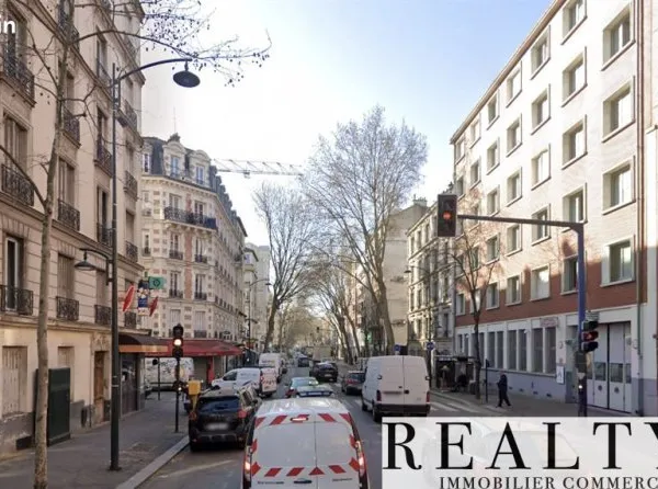 Local commercial 90 m²