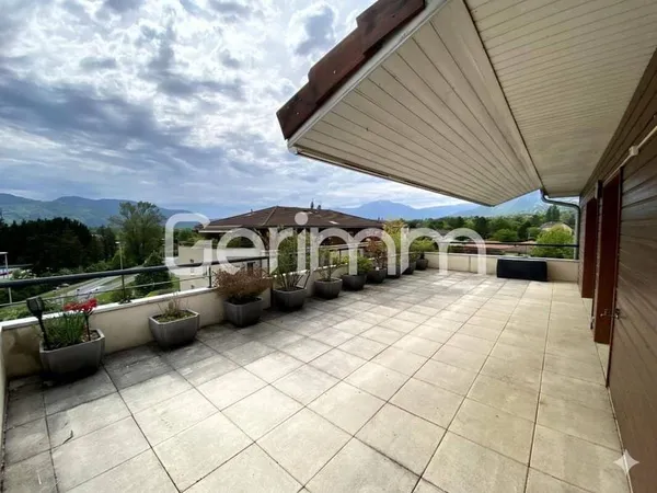 Appartement 4 pièces 94 m²
