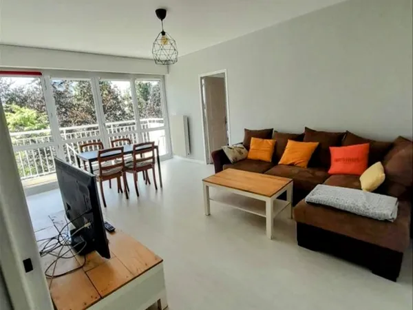 Loue appartement 80m²