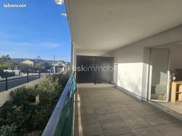 Studio 1 pièce 22 m²