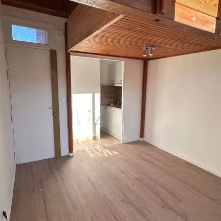 Studio 1 pièce 16 m²