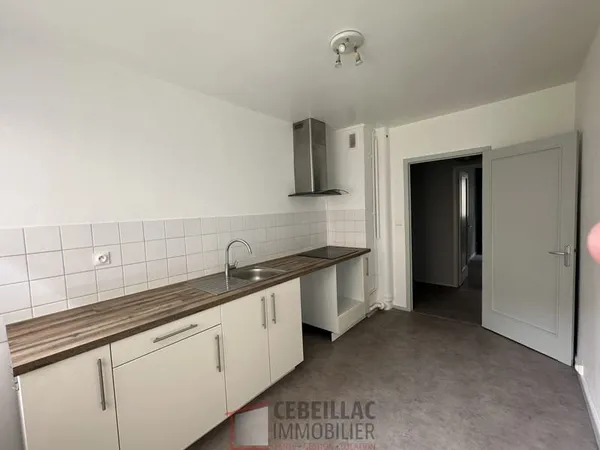 JAUDE - F3 RDC 54M2 AVEC GARAGE