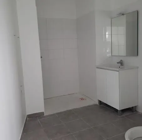 Studio 1 pièce 25 m²