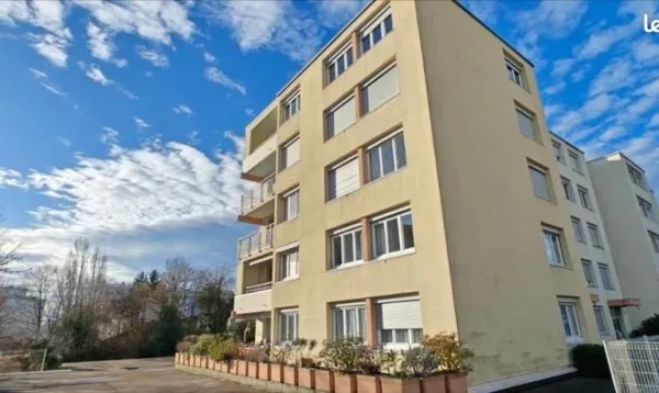 Appartement 5 pièces 100 m²