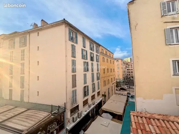 Appartement 4 pièces 82 m²