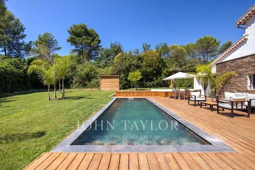 Maison 200 m²
