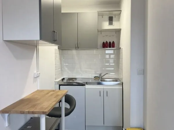 METZ : studio meuble entièrement rénové