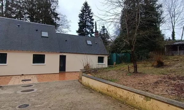 Maison proche Noailles