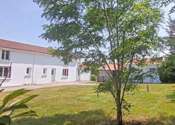2 maisons de 105 et 36 m² à Venansault