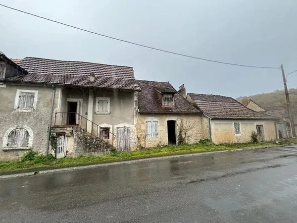 🏡 Ensemble immobilier en pierre à rénover - Cubjac