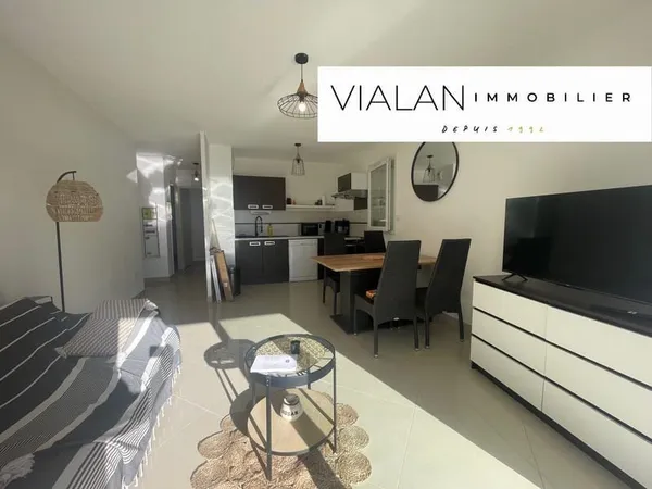 SAINT PIERRE LA MER APPARTEMENT T3 AVEC PARKING PRIVE ET SEC