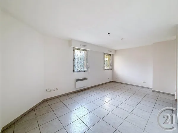 Studio 27 m²
