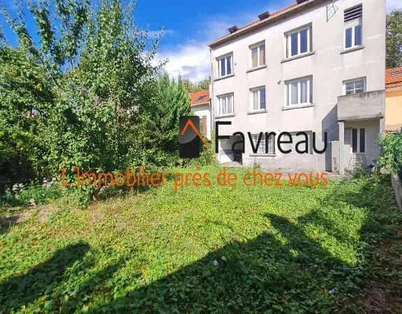 ALFORTVILLE - QUARTIER PETIT PONT - Produit rare - Maison composée de 6 appartements