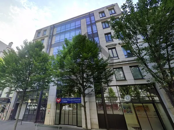 PARIS 10EME -EMPLACEMENTS DE PARKING