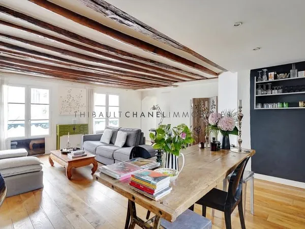 Paris 4ème - 2 pièces _ 66 m²