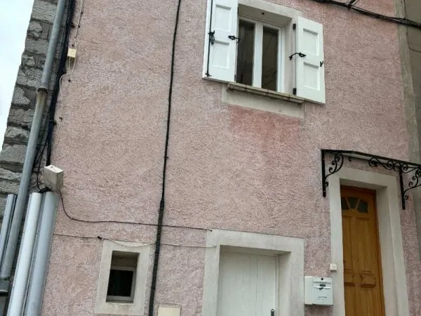 Maison à louer 04, sisteron entièrement rénovée