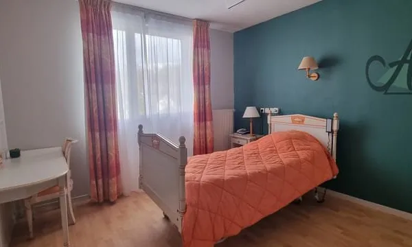 Investissement sécurisé en chambre médicalisée en EHPAD - re