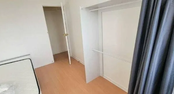Jolie chambre de 11m2 dans bel appartement