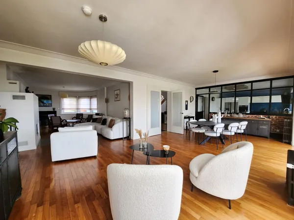 Maison 260 m2 - 7 pièces