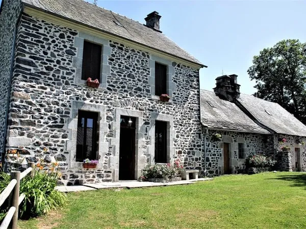 Bel ensemble immobilier