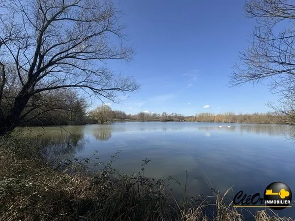 Terrain 40922 m²