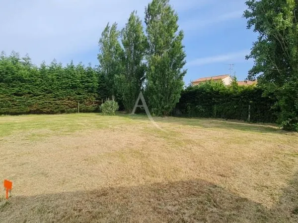 Terrain constructible 423 m²