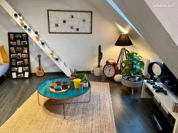 COLMAR PROCHE CENTRE/ F3 duplex de 46m² au 3ème étage