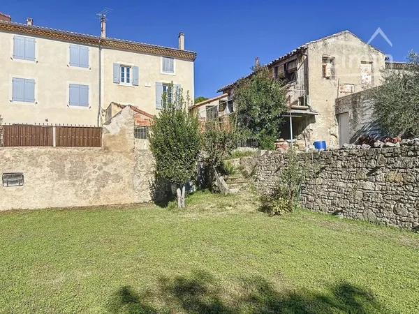 Maison de village à fort potentiel avec terrain