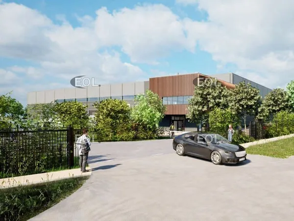 Local industriel 7 140 m²