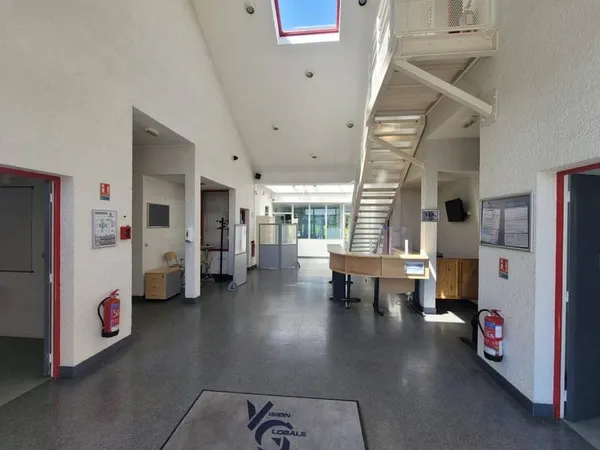 Bureaux 378 m²