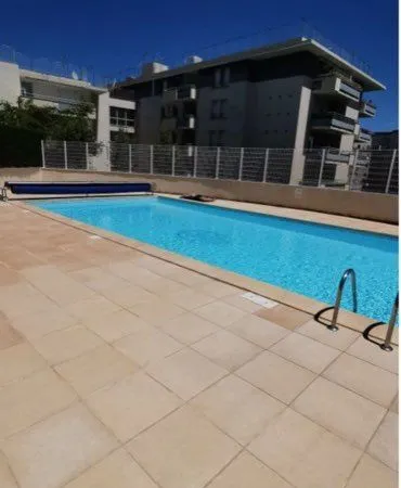 T2 Bourran piscine
