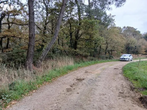 Terrain 7515 m²