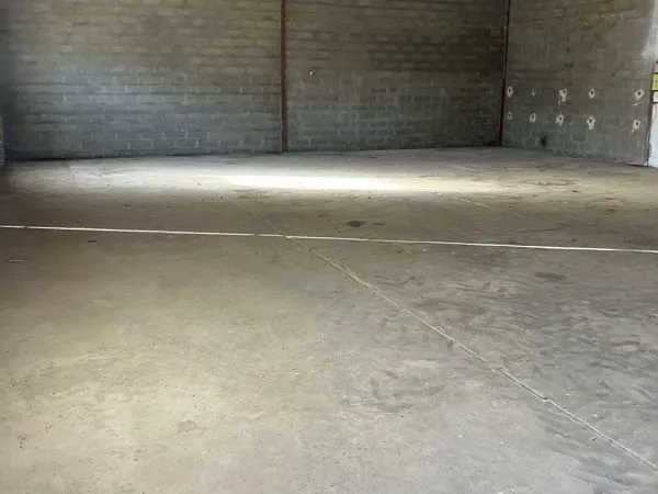 Local d’activité et entrepôt Location Fourques 1p 120m² 700€