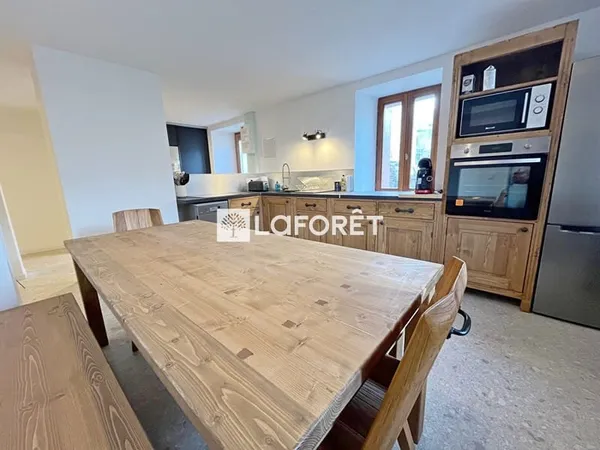 Appartement 4 pièces 81 m²
