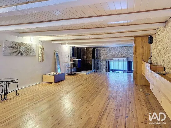 Local commercial 107 m²