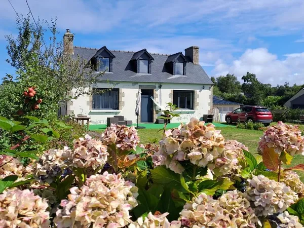 Maison rénovée avec 4 chambres. 'DPE en C'