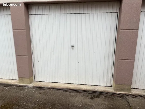 Stationnement Location Thionville   80€