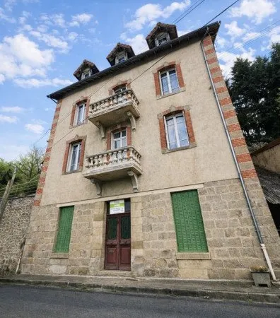 Maison 15 pièces 203 m²