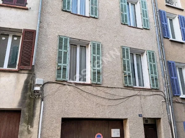 Maison/appartement Besse Sur Issole 4pièce(s) 85 m2