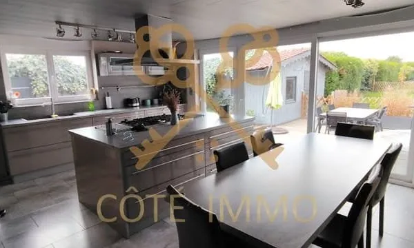Maison 5 pièces 130 m²