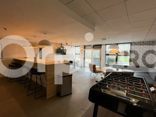 Bureaux 730 m²