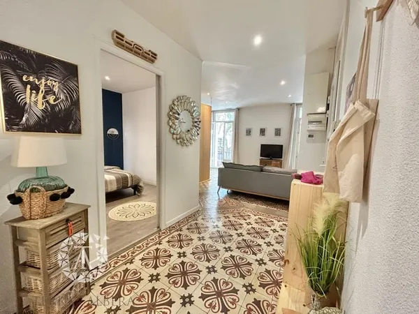PERPIGNAN Clemenceau APPARTEMENT 60 m2 BALCON CELLIE