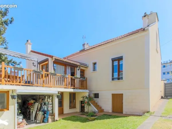 Maison de ville 9 pièces 135 m²