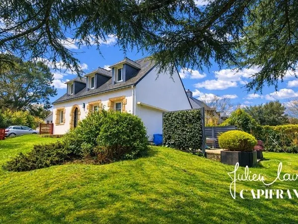 Maison à vendre 6 pièces 106 M² Centre Ville de GUIDEL (56)